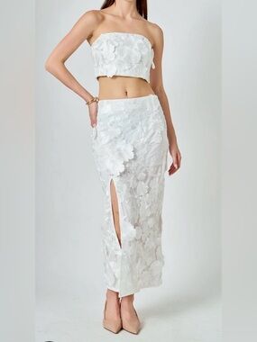 Endless Rose White Floral Embroidered Two-Piece Skirt Set